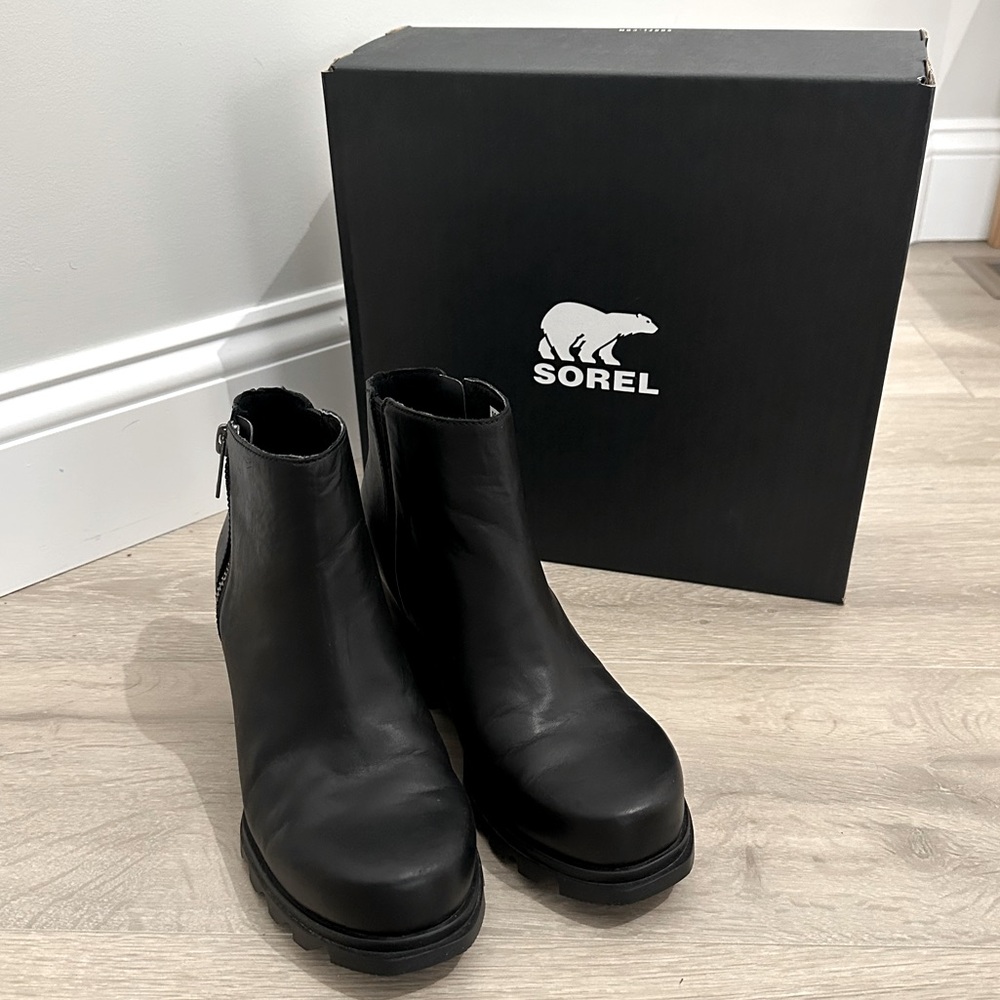 Sorel Joan Of Arctic Wedge III Zip Black Size 8